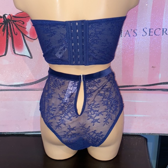 Victoria secret! - Picture 2 of 2